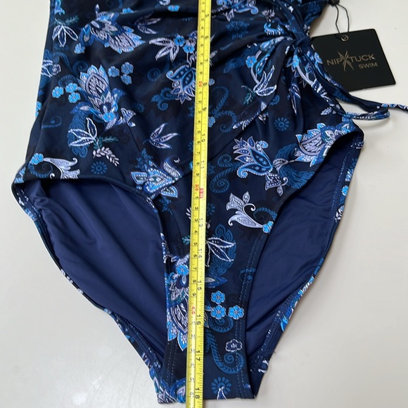 Nip and Tuck Paisley One Piece Swim Suit. NWT - Picture 13 of 13